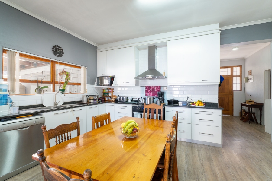 4 Bedroom Property for Sale in Churchill Estate Western Cape
